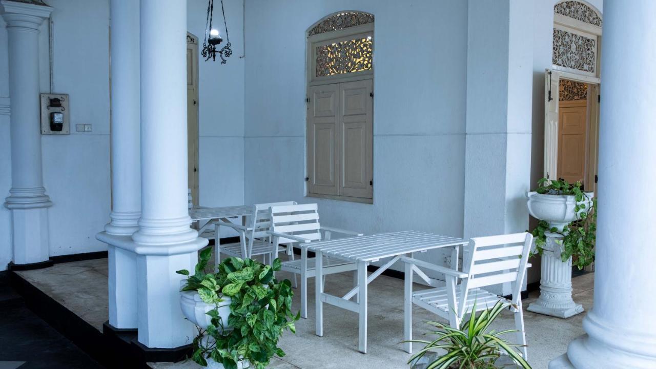 Barnes Villa Dehiwala-Mount Lavinia Exterior foto