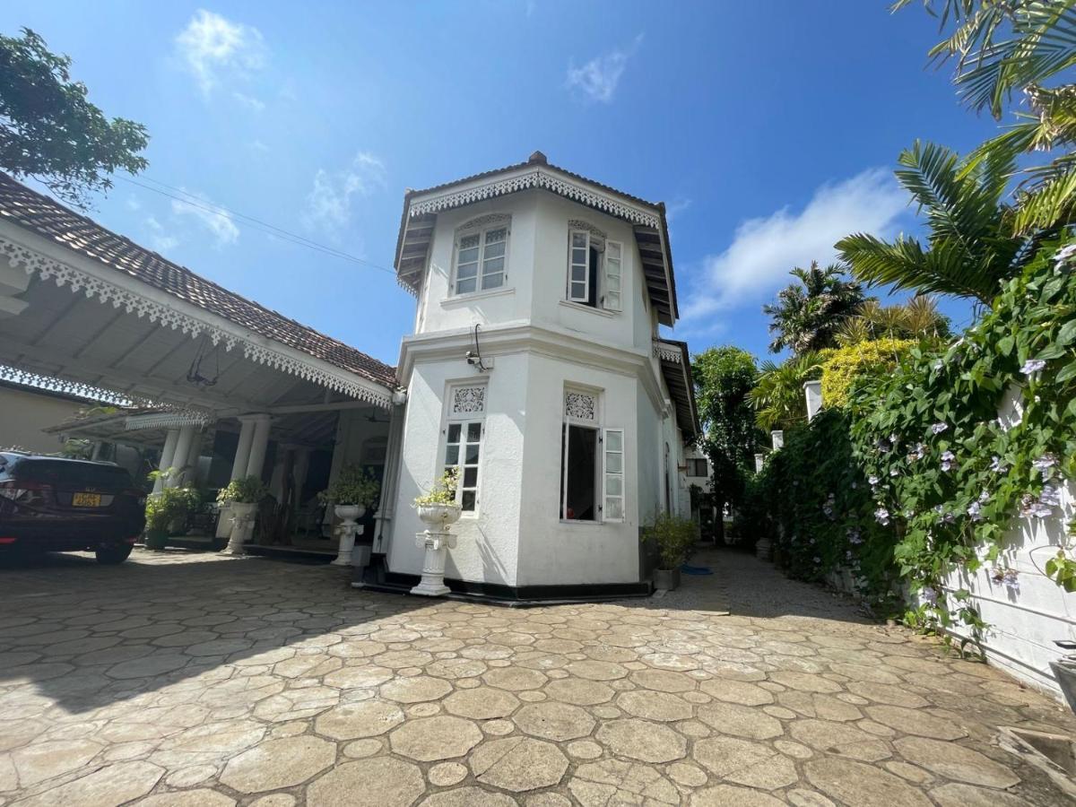 Barnes Villa Dehiwala-Mount Lavinia Exterior foto