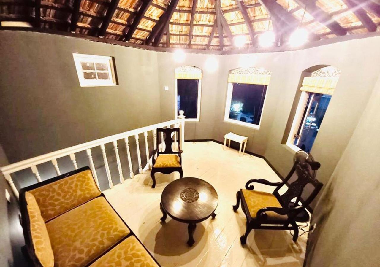 Barnes Villa Dehiwala-Mount Lavinia Exterior foto